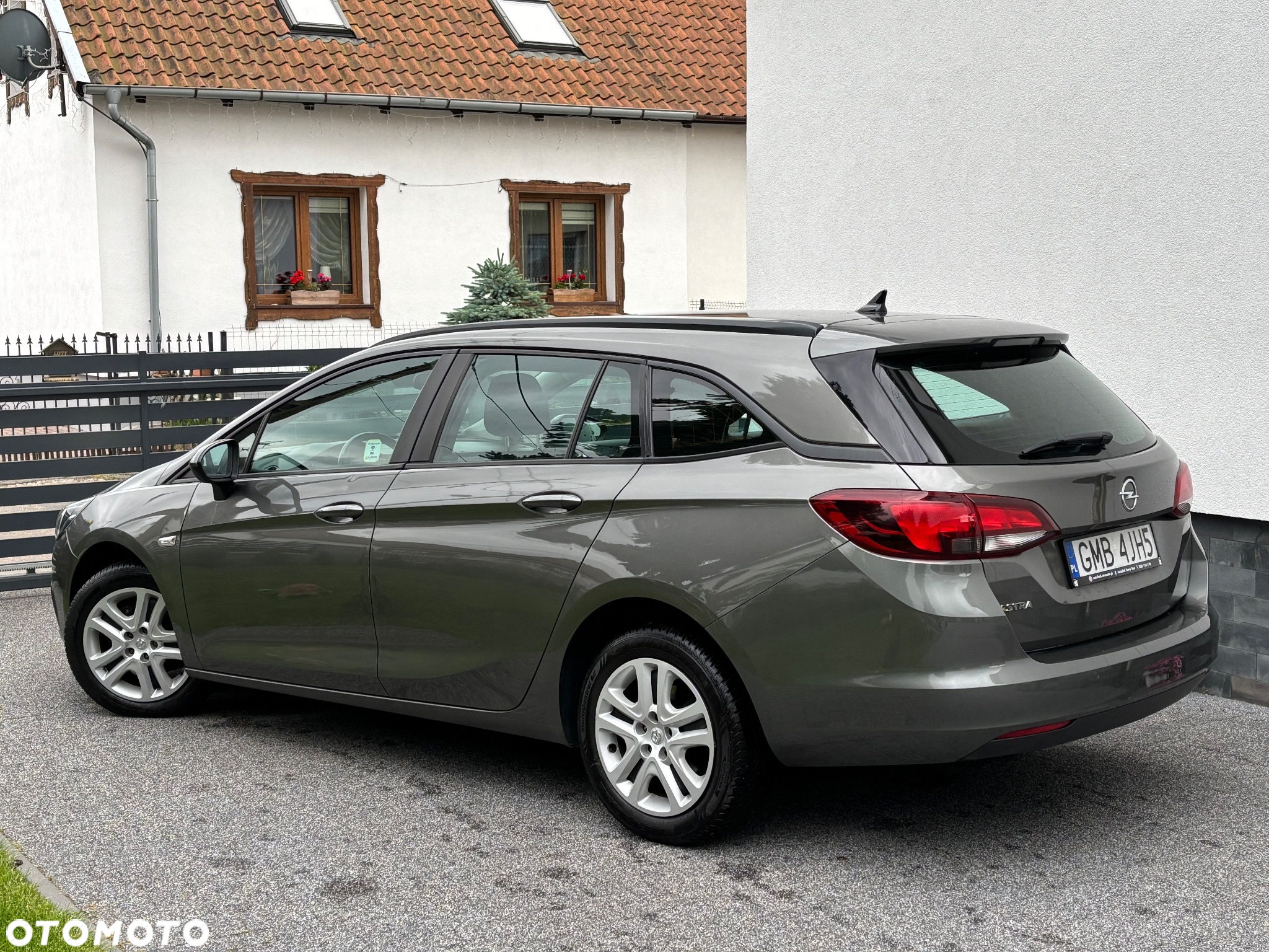 Opel Astra 1.4 Turbo Start/Stop Automatik Sports Tourer Edition - 24