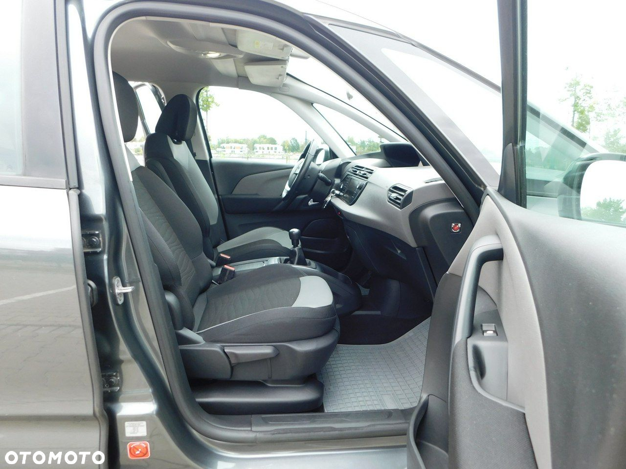 Citroën C4 Picasso - 9