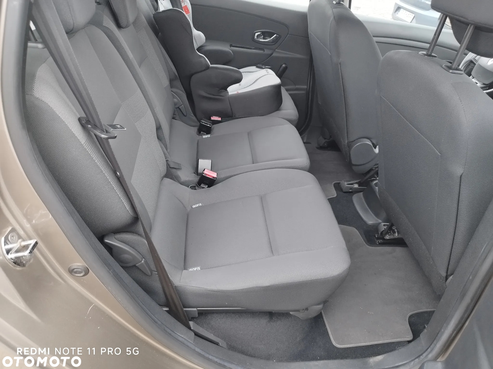 Renault Scenic ENERGY dCi 110 EXPERIENCE - 28
