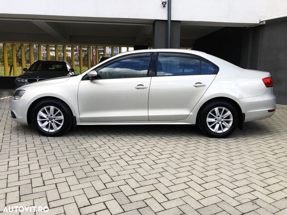 Volkswagen Jetta 1.6 TDI CR DPF DSG Highline - 21