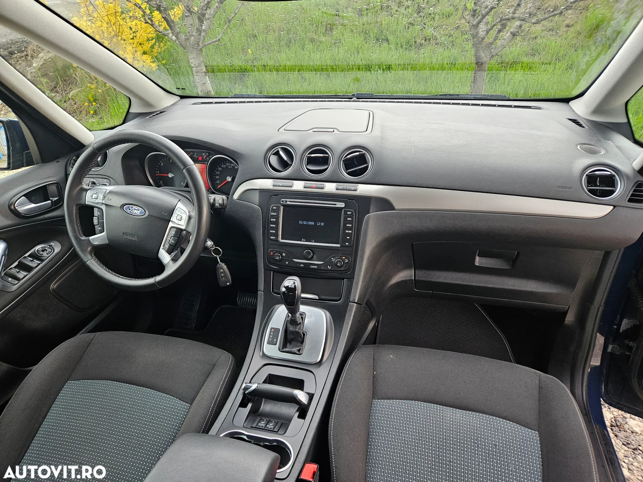 Ford Galaxy 2.0 TDCi DPF Aut. Business Edition - 9