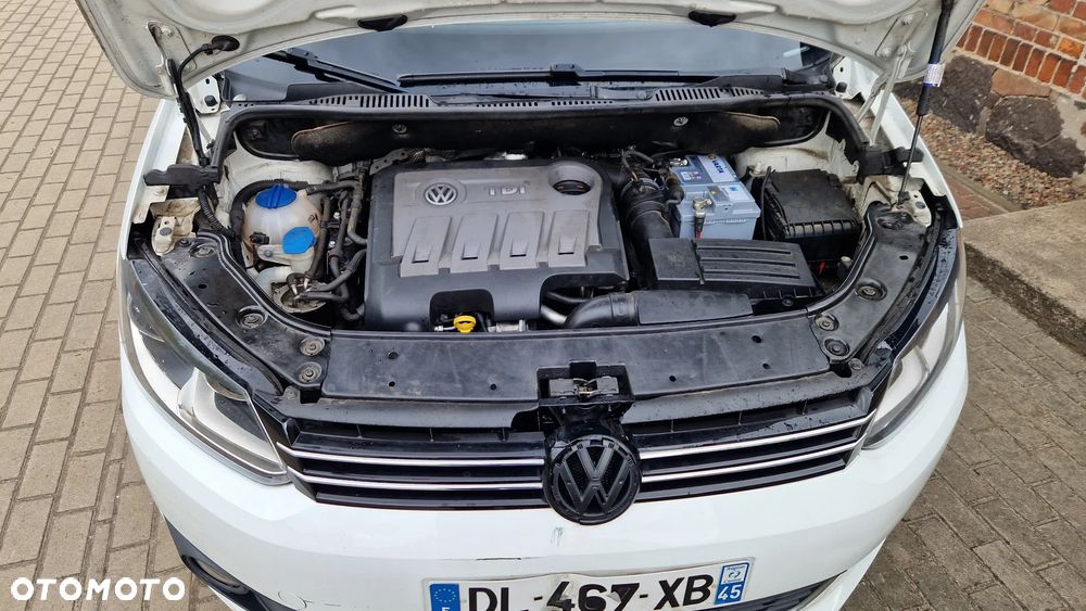 Volkswagen Touran 2.0 TDI DPF BlueMotion Technology DSG Cup - 11
