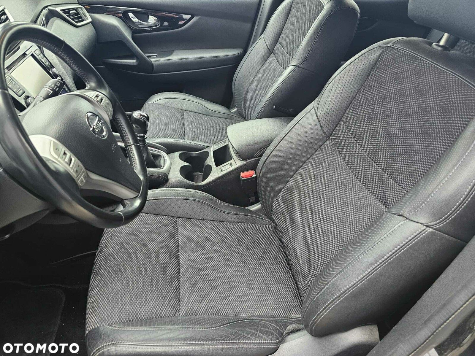 Nissan Qashqai 1.2 DIG-T Tekna EU6 - 10