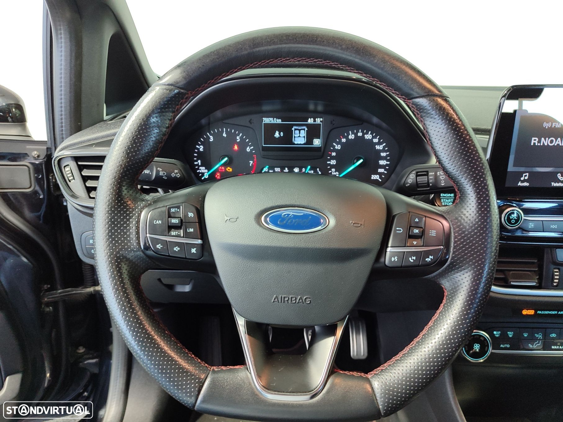 Ford Fiesta 1.0 EcoBoost ST-Line - 17