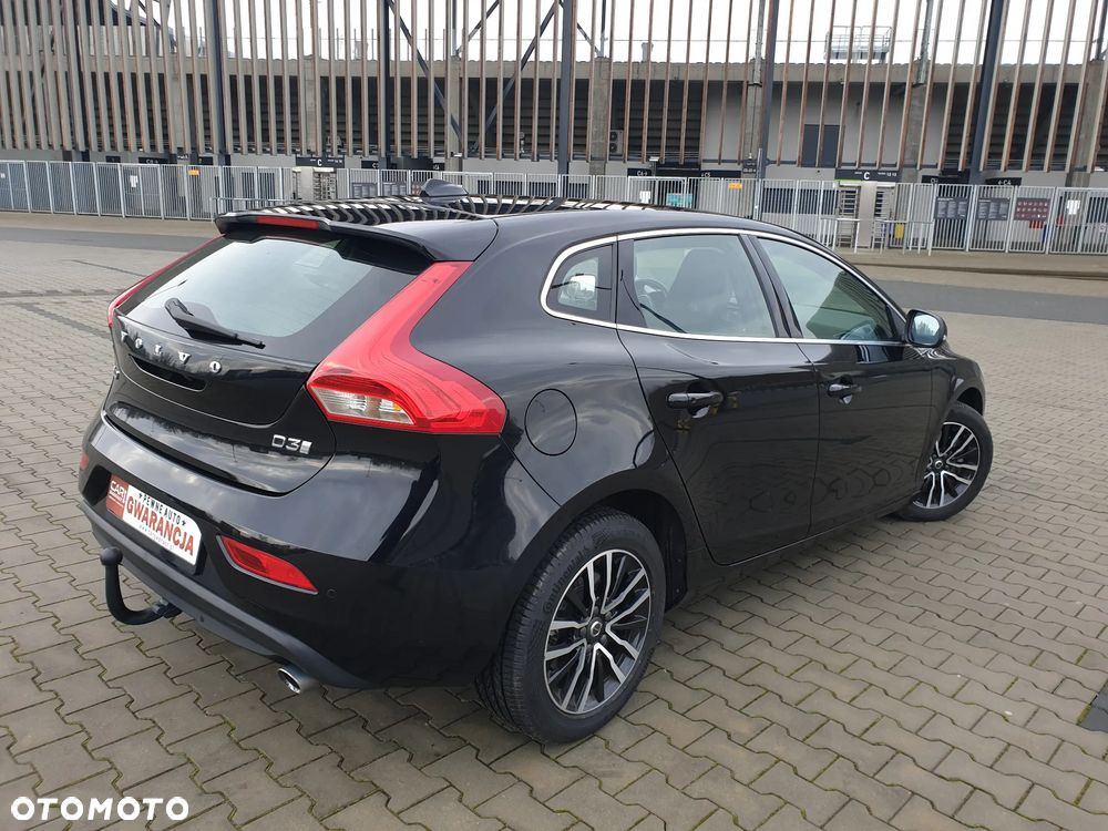 Volvo V40 D3 Inscription - 4