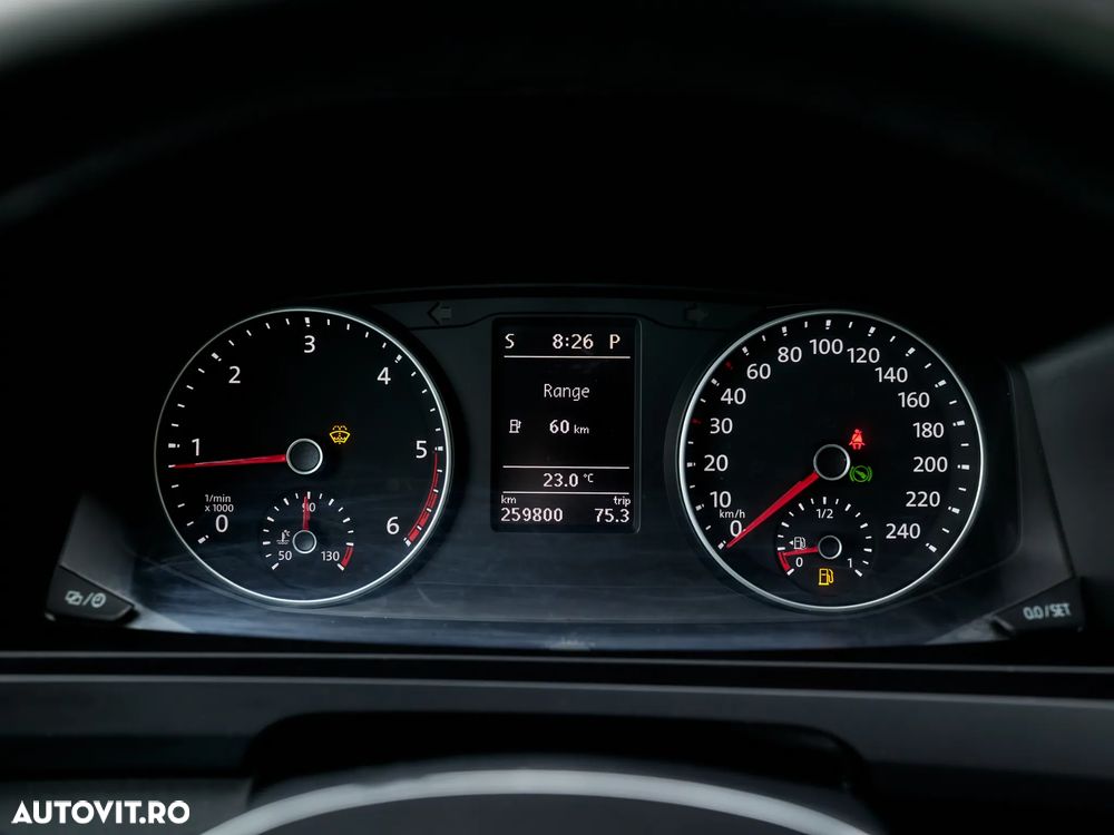 Volkswagen Caravelle KR Comfortline DSG 4M - 19