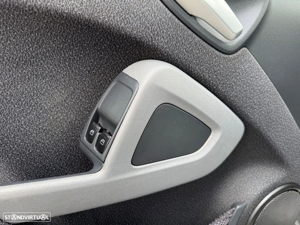 Smart ForTwo Coupé 0.8 cdi Passion 45 - 27