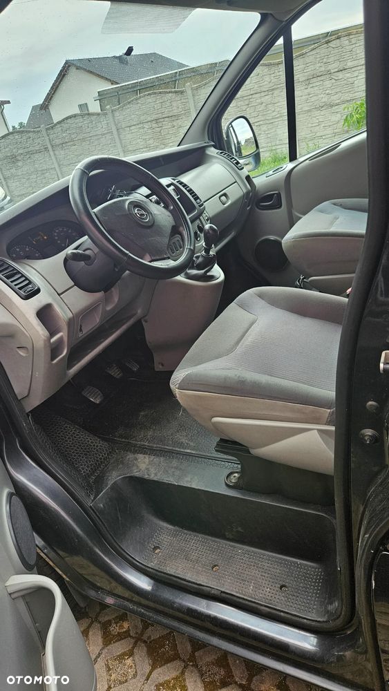 Opel Vivaro - 9