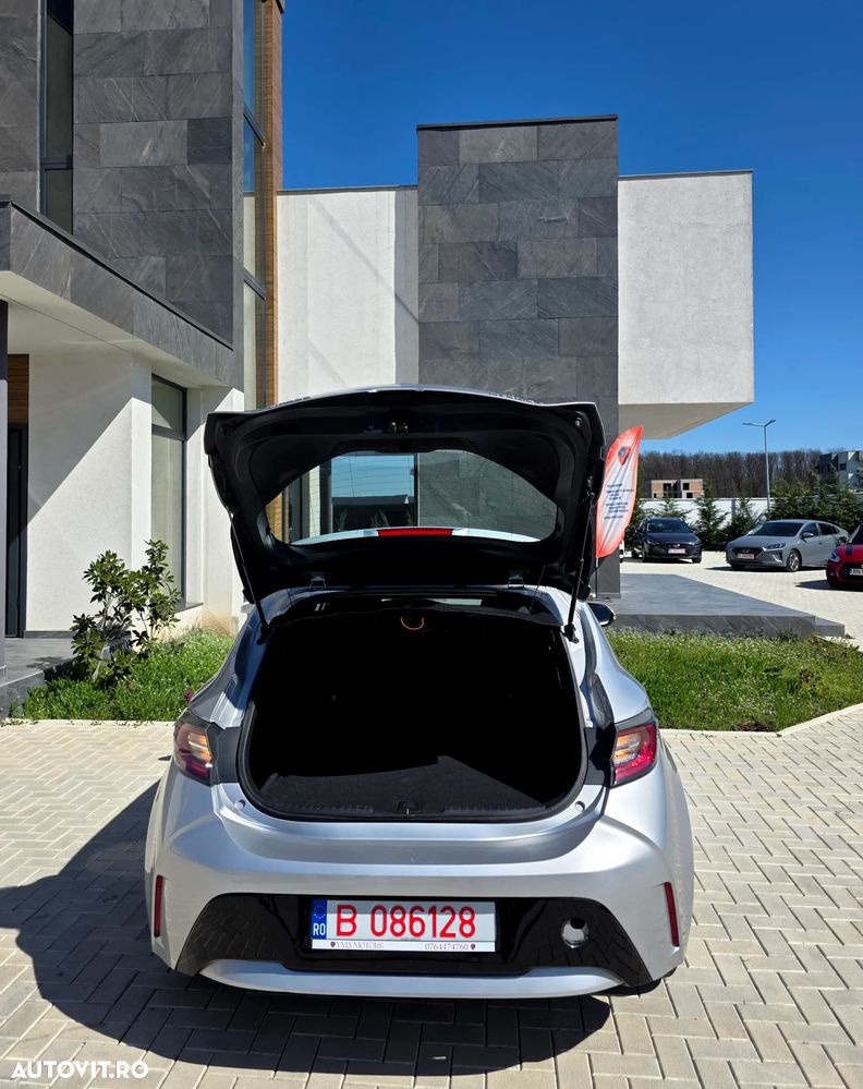 Toyota Corolla 1.8 Business Edition - 8