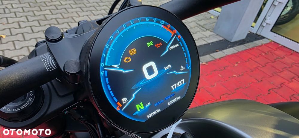 QJMOTOR SRV 700 - 18