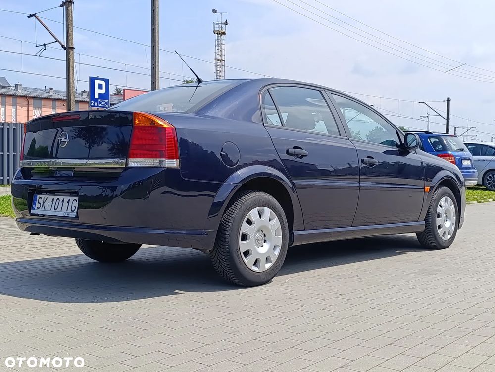 Opel Vectra 1.8 Essentia - 19