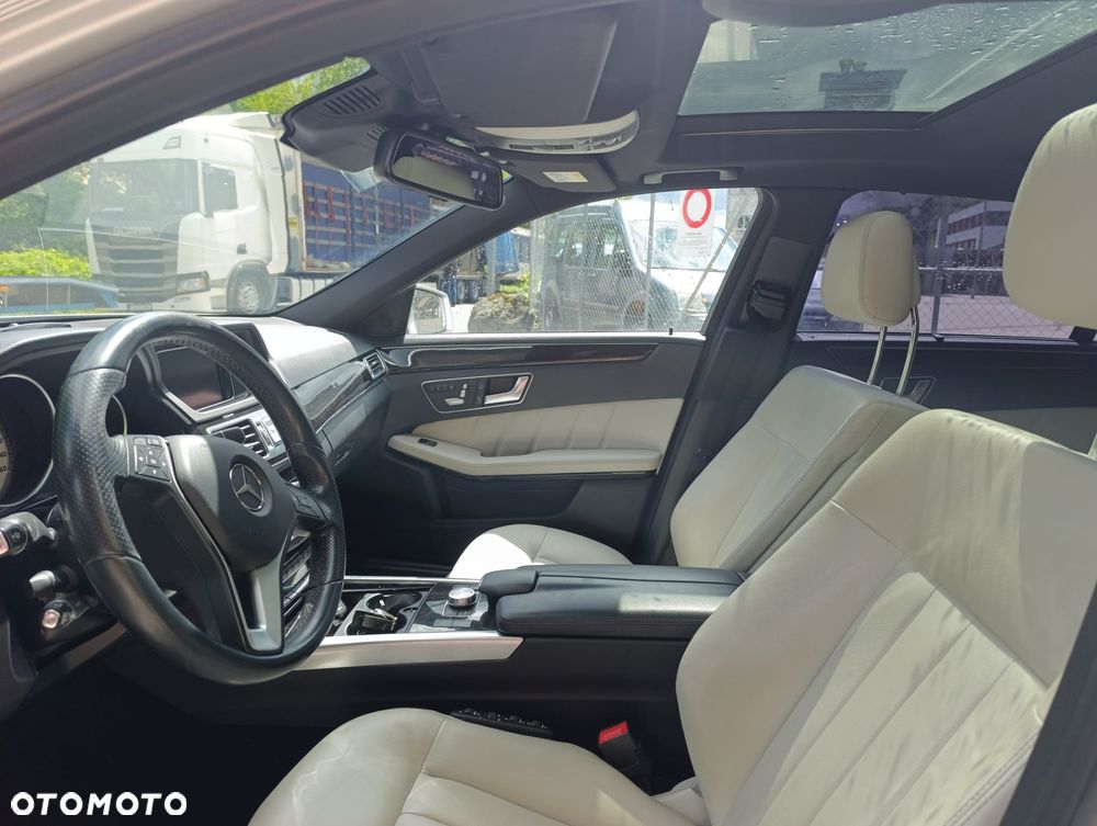 Mercedes-Benz Klasa E 400 4-Matic Elegance - 10