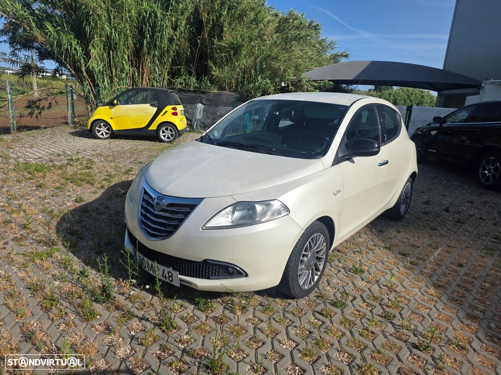 Lancia Ypsilon 1.2 S&S Platinum - 10