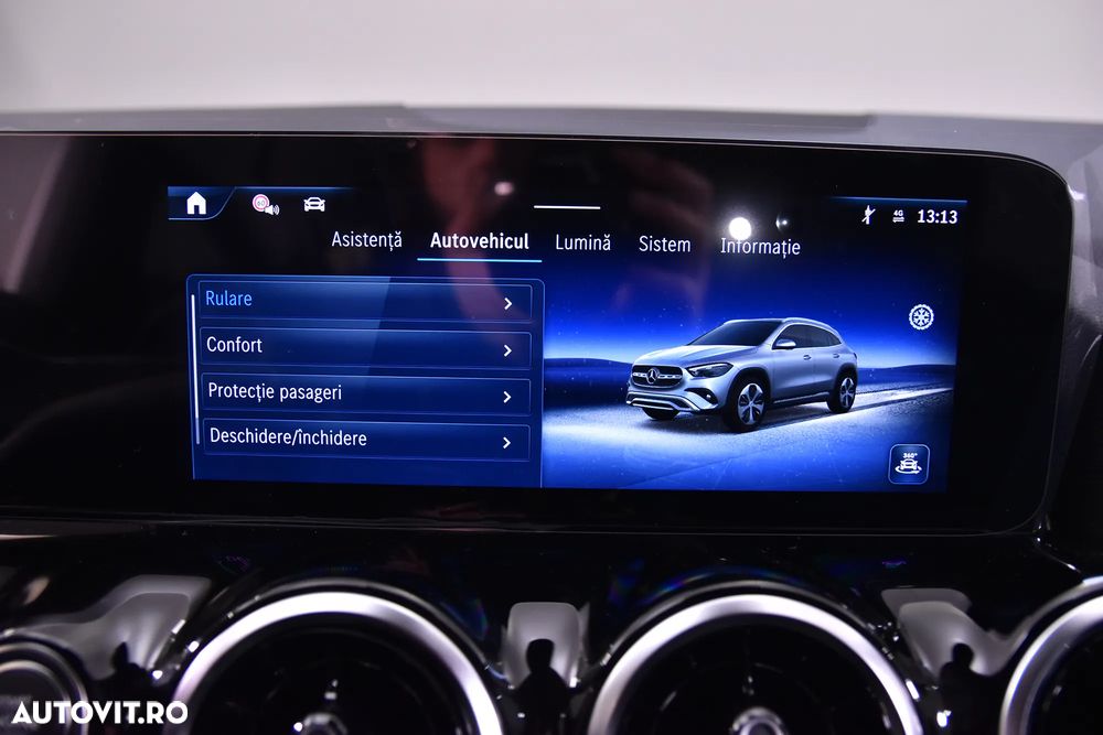 Mercedes-Benz GLA - 25