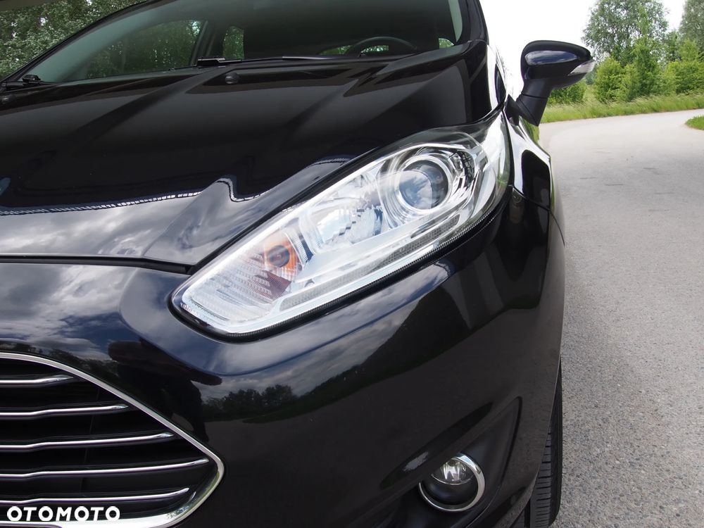 Ford Fiesta 1.0 EcoBoost STart-Stop Titanium - 34