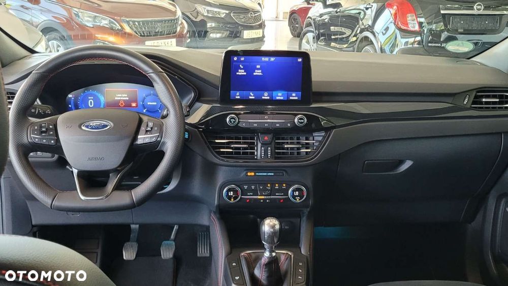 Ford Kuga - 29
