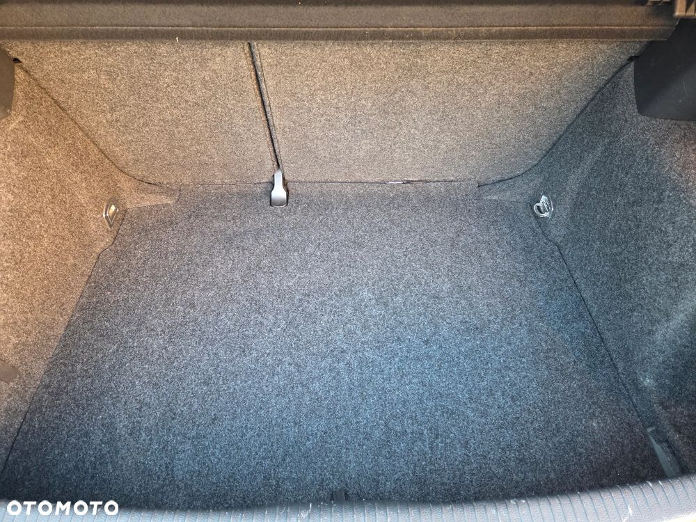 Volkswagen Golf 1.4 Style - 11