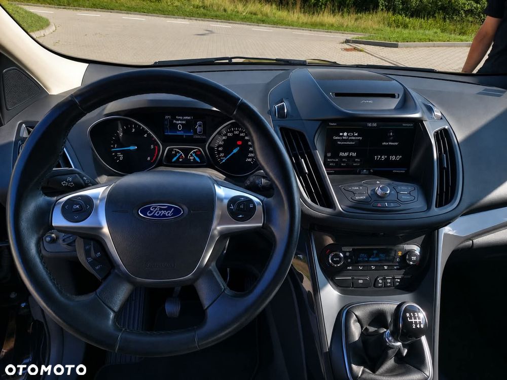 Ford Kuga 2.0 TDCi 2x4 SYNC - 6