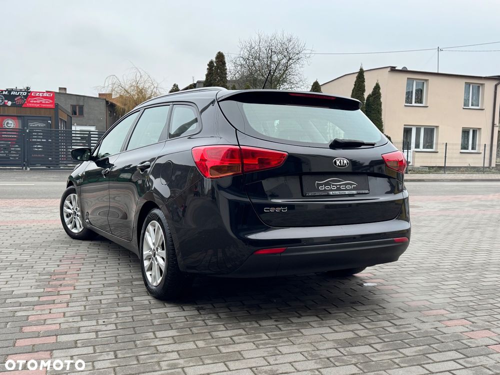 Kia Ceed 1.6 GDI Vision - 16