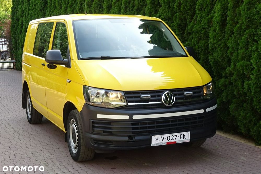 Volkswagen Transporter 2.0 TDI manual furgon serwisówka Sprowadzony - 31