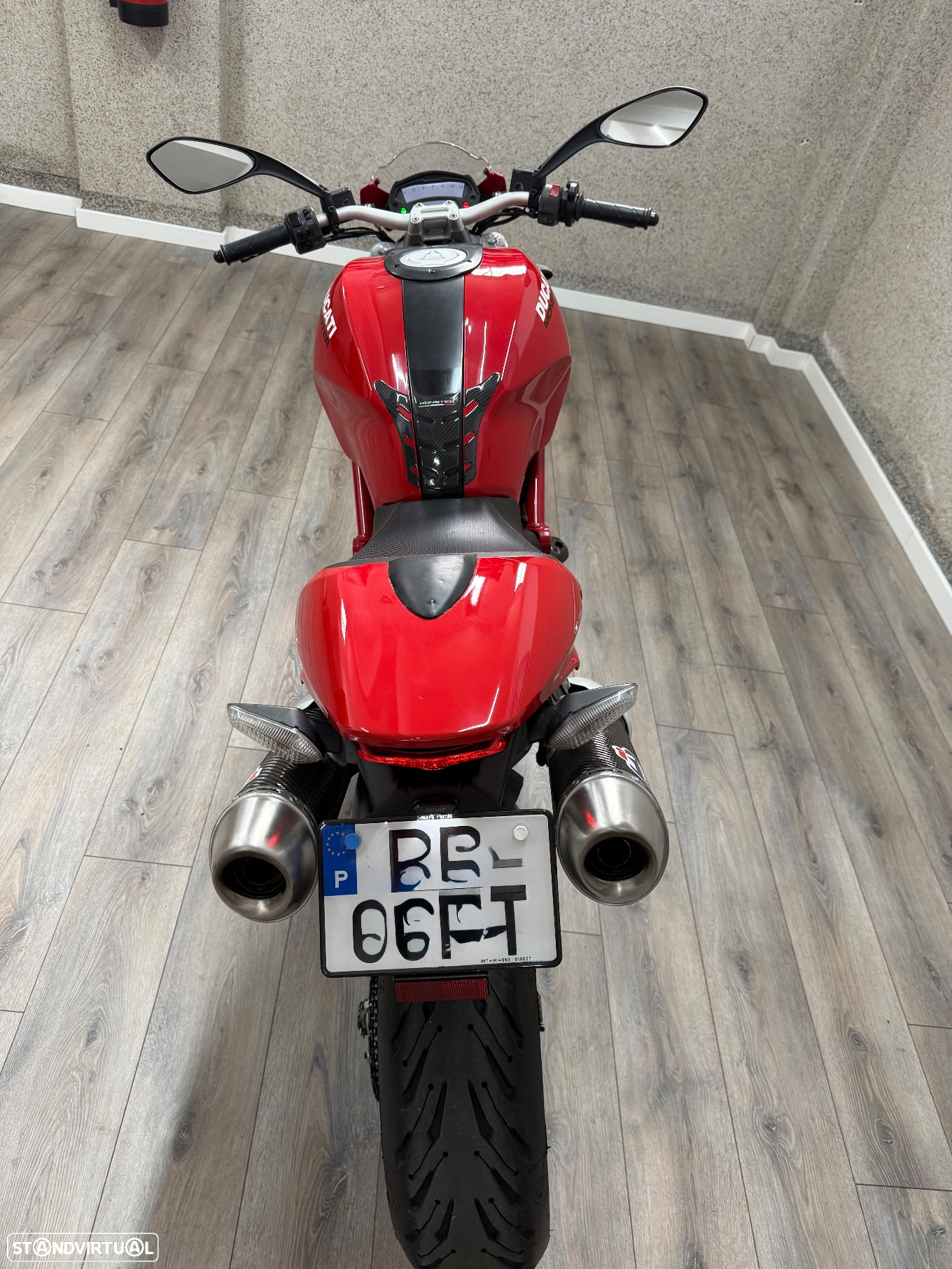 Ducati Monster 796 - 12