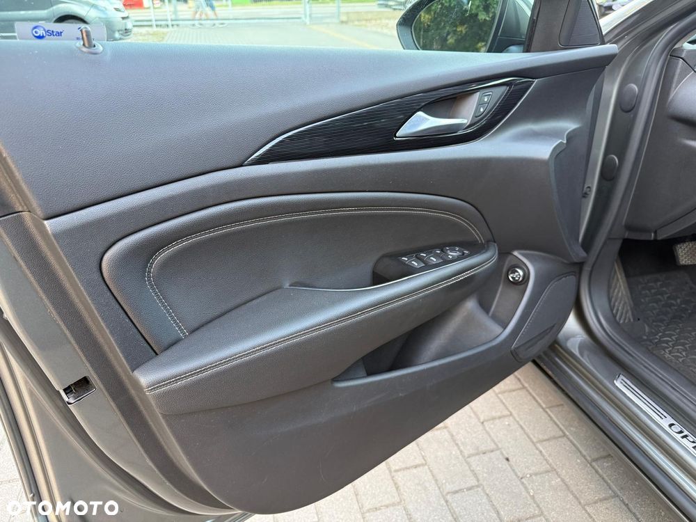 Opel Insignia 2.0 CDTI automatik Business Innovation - 31
