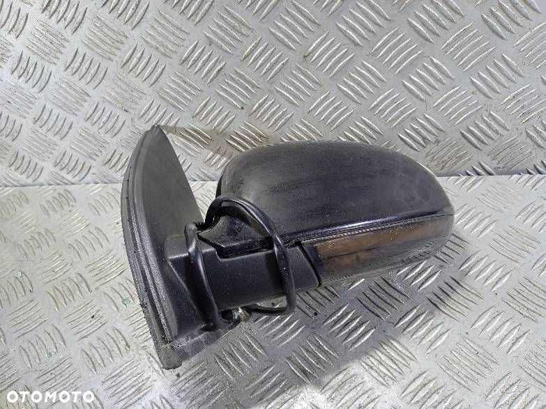 LUSTERKO LEWE VOLKSWAGEN GOLF 5 - 2