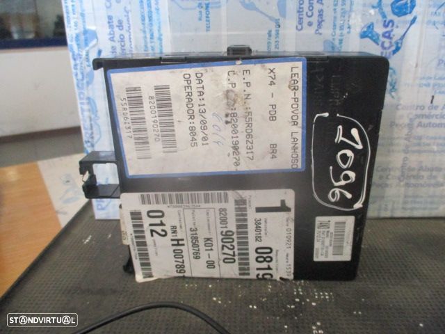 Caixa Fusiveis 8200190270 RENAULT LAGUNA 2 2001 1.9DCI 120CV 5P CINZA - 2