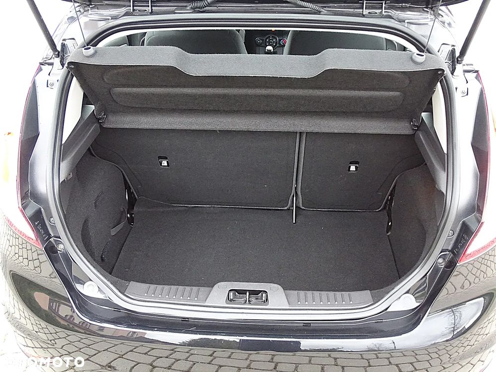 Ford Fiesta 1.25 Gold X - 37