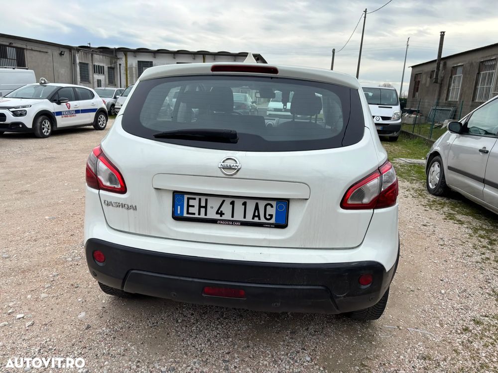 Nissan Qashqai 1.5 dCi DPF 360 - 13
