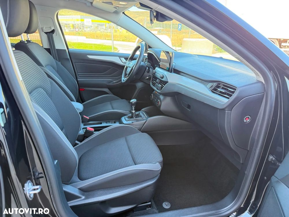 Ford Focus - 16