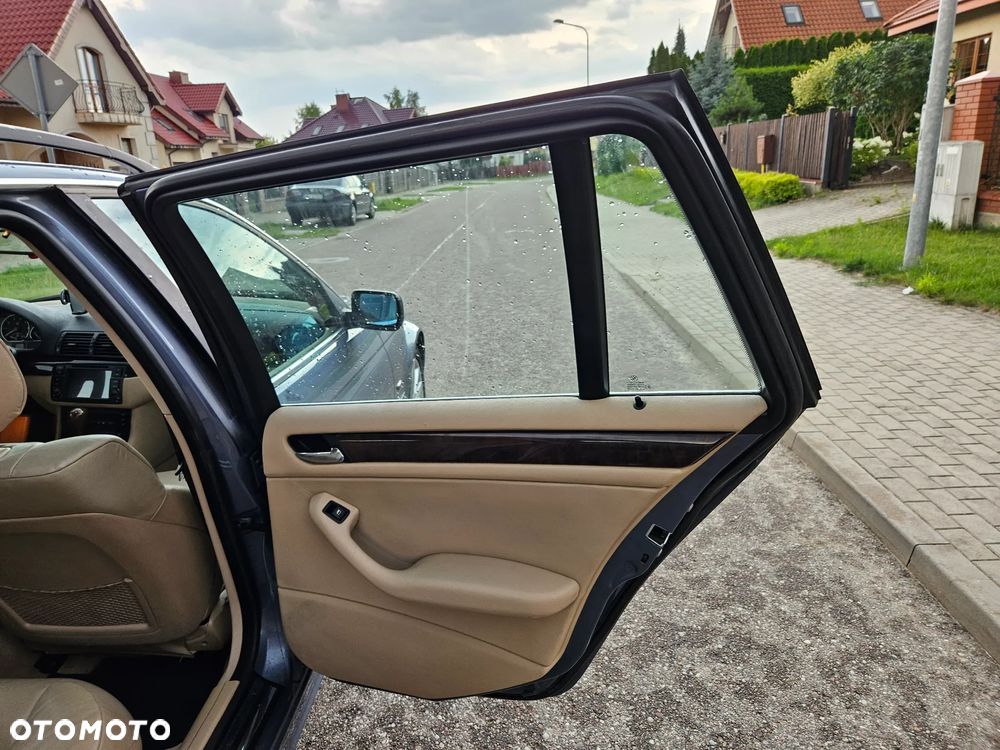 BMW Seria 3 - 28