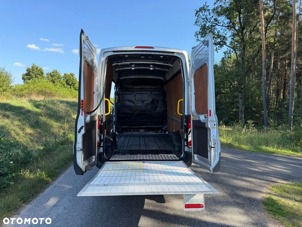 Ford Transit - 11