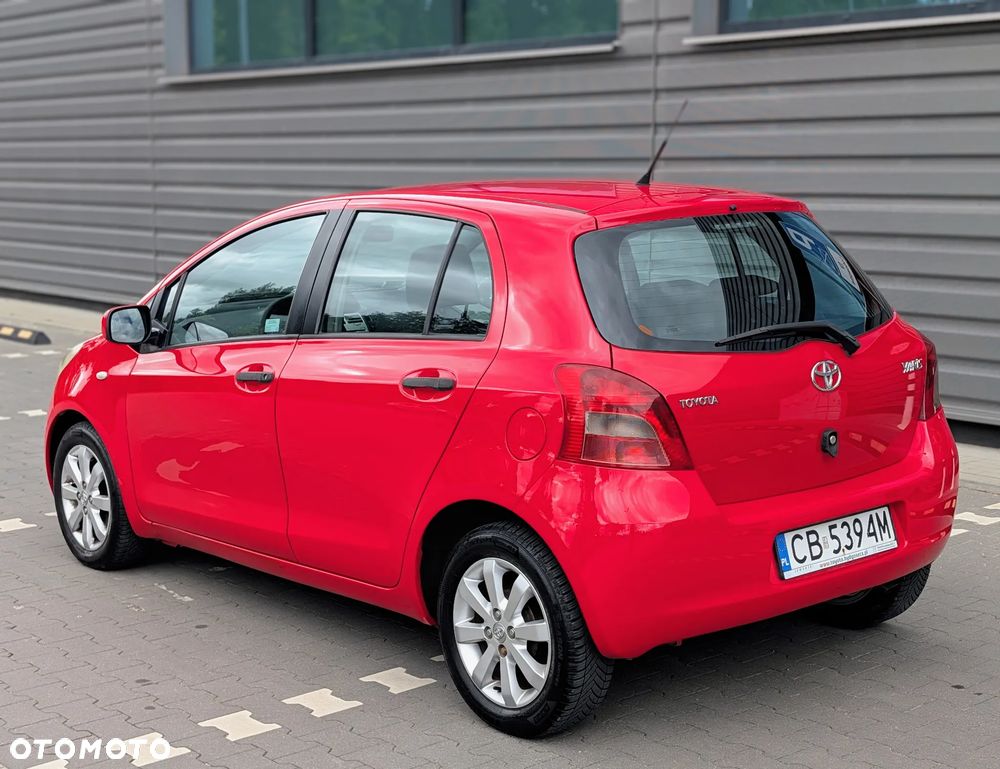 Toyota Yaris 1.3 Luna A/C - 4