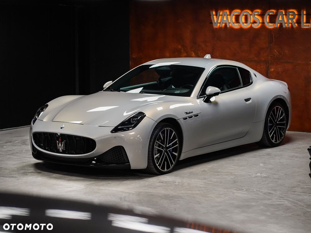 Maserati GranTurismo - 1