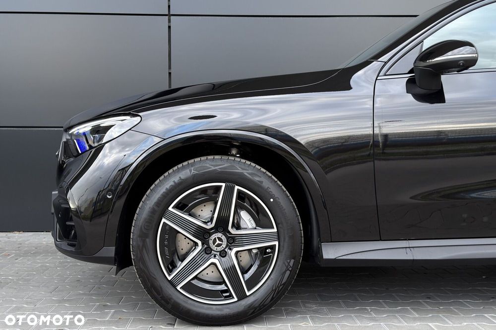Mercedes-Benz GLC - 9