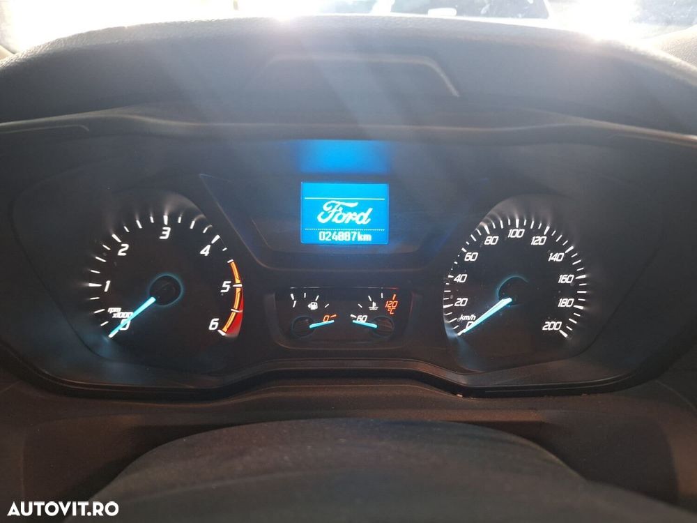 Ford Transit DoubleCab - 8