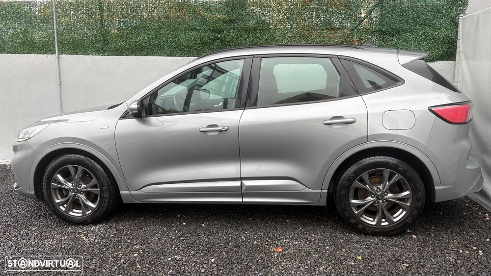 Ford Kuga 1.5 EcoBoost ST-Line X - 4