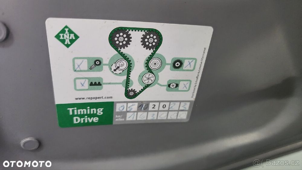 Volkswagen Golf Cabrio 2.0 TDI BlueMotion Technology Exclusive - 11