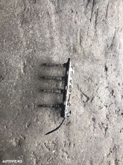 Injector bmw 525d bi turbo n47 - 2