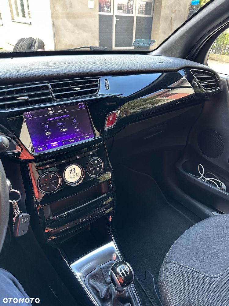 DS Automobiles DS 3 ver-1-2-puretech-sochic-s-s - 9