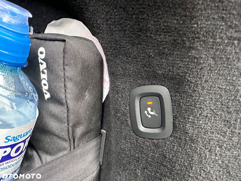 Volvo V90 D3 Momentum Pro - 10