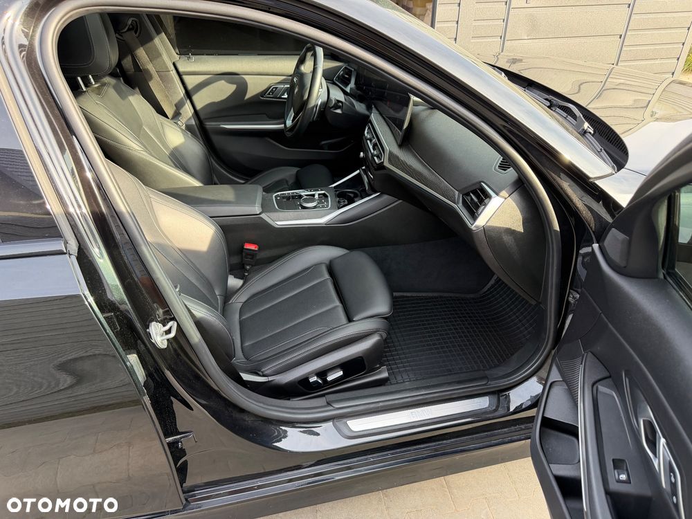 BMW Seria 3 330i Sport Line - 5