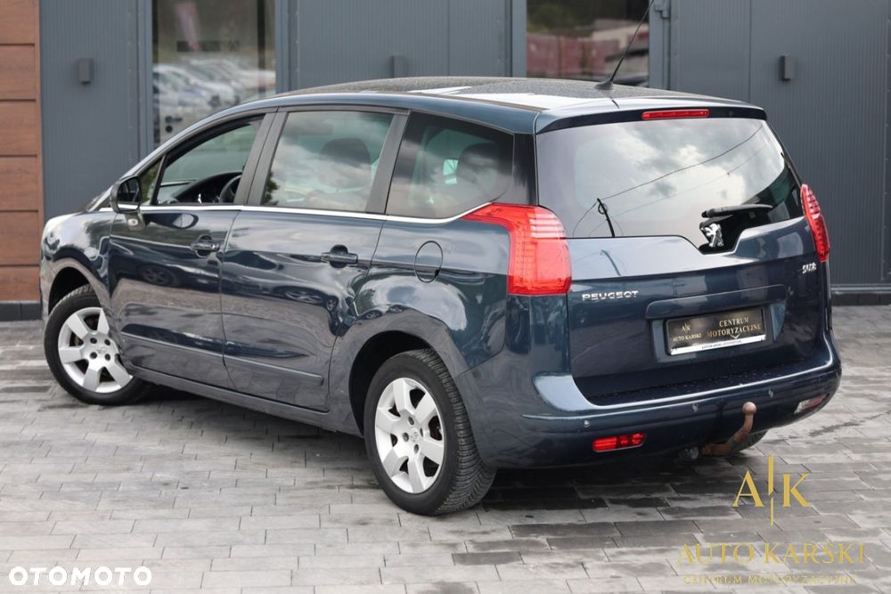 Peugeot 5008 - 10
