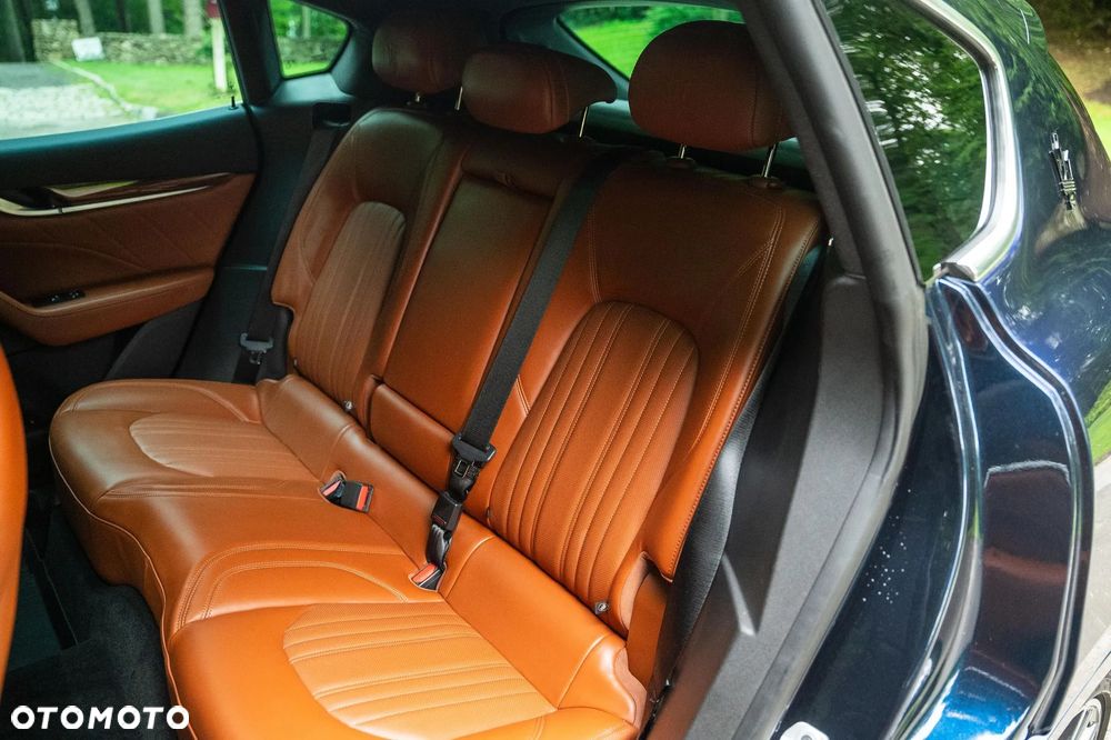 Maserati Levante - 33