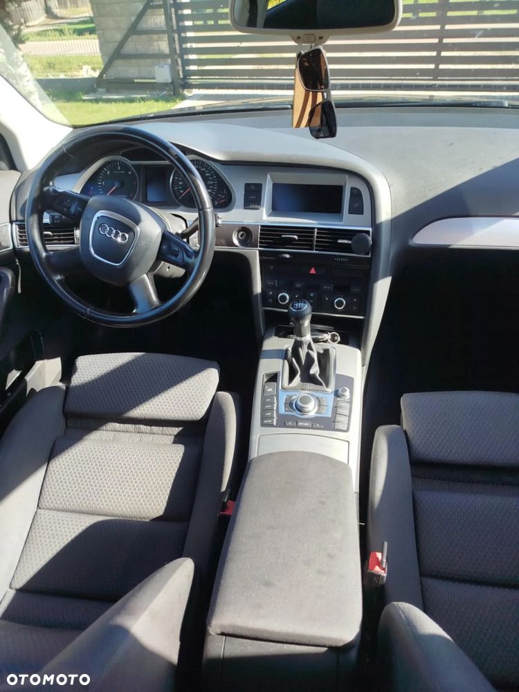 Audi A6 - 4