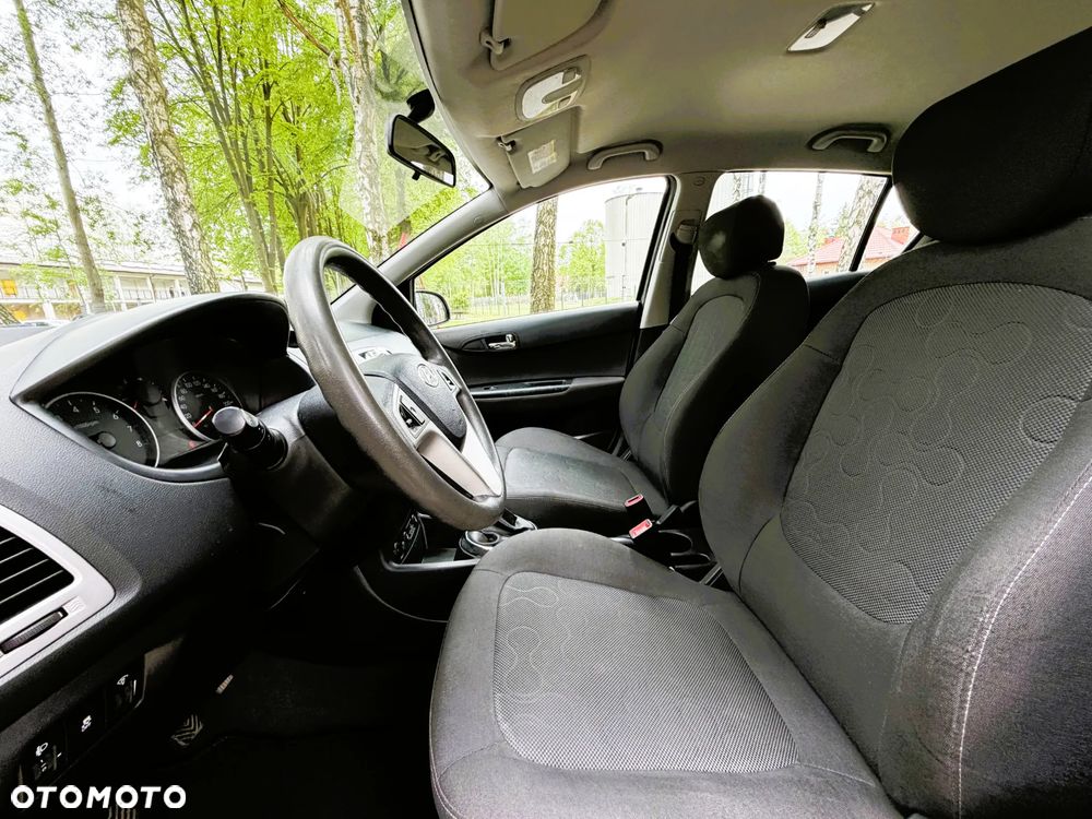 Hyundai i20 - 10