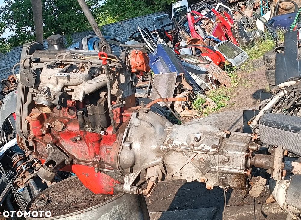 Volvo 740 940 silnik 2,3 skrzynia drzwi błotniki fotele lampy zawieszenie - 9