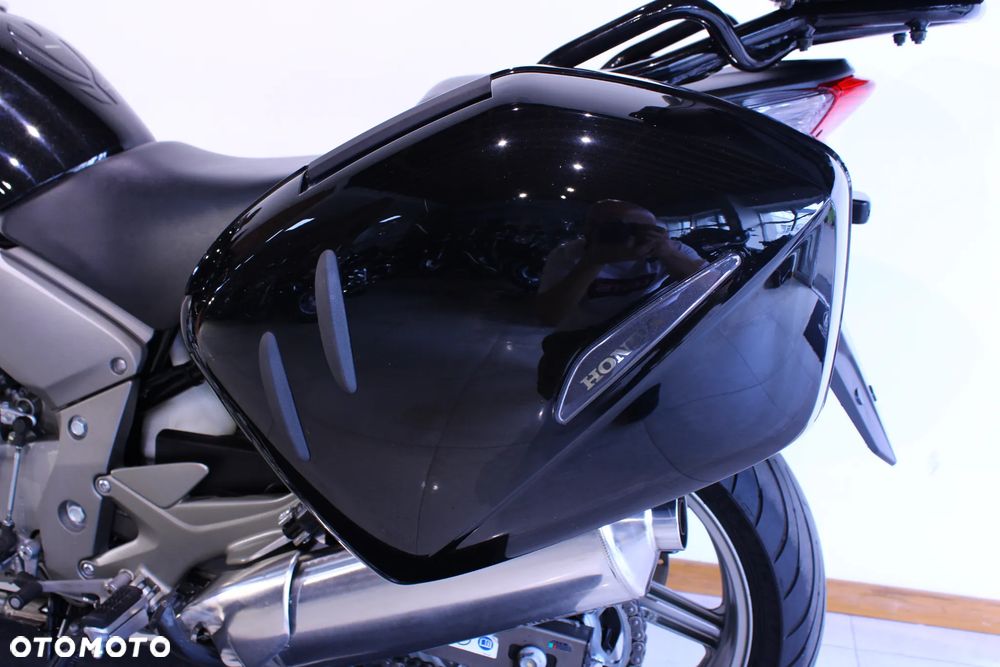 Honda CBF - 21