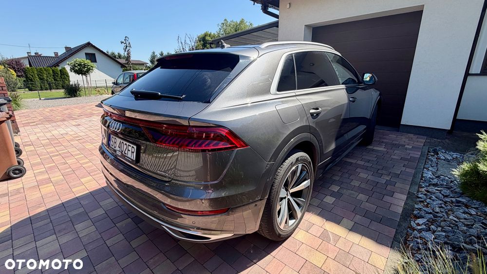 Audi Q8 - 3